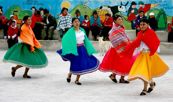 Capulispungo Dedication11 Dancers lr