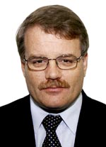 MP3 03 Ian Currey mugshot lr