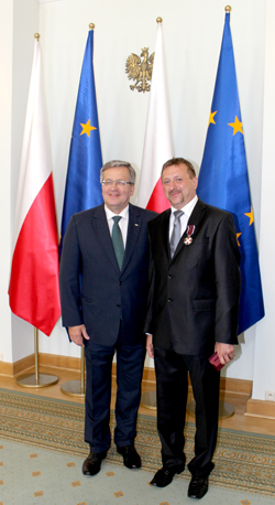 Pola nd CCM Media Krzysztof Budzisz ver lr