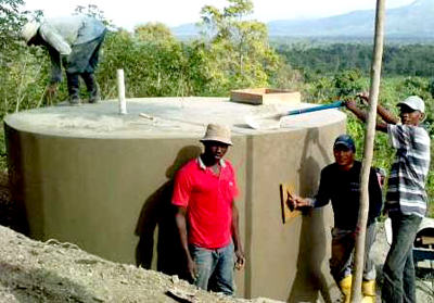 Water project Haiti08 lr