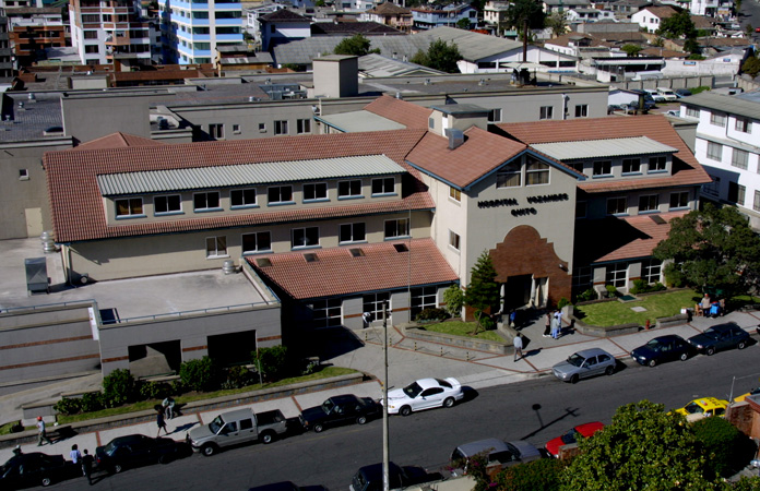 Hospital Vozandes-Quito in 2001.